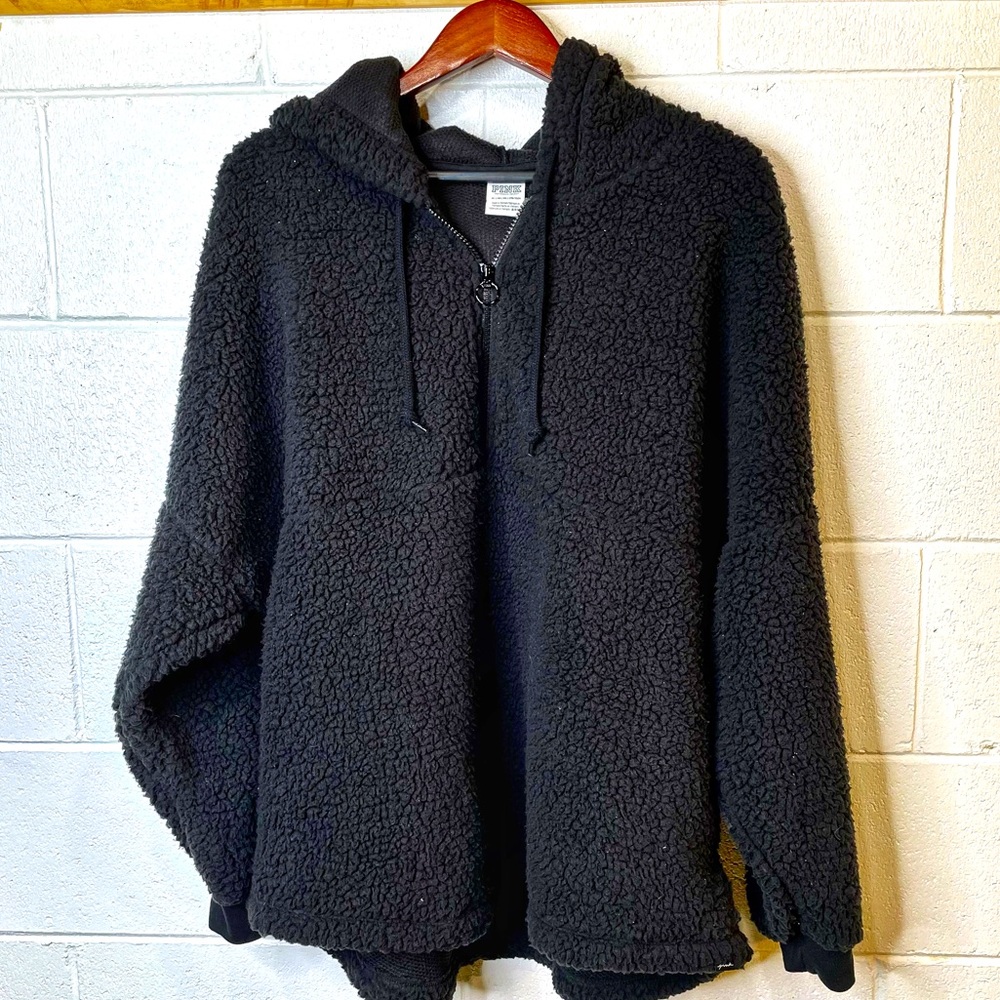 NWTO! VICTORIA’S SECRET PLUSH Fleece Pullover